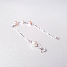 Load image into Gallery viewer, Set &quot;Mini Pearls&quot; din argint 925 cu perle de cultura - Cod produs SE115
